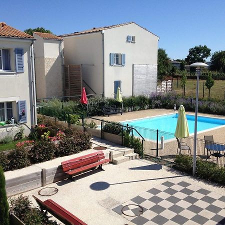 Residence Services Les Essentielles Sainte Soulle Buitenkant foto